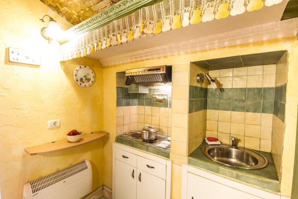 Cosy Little Love Nest In بيران الغرفة الصورة